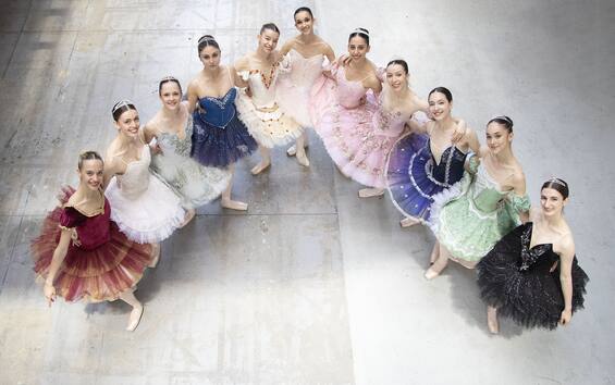 Scala 25 Graduates From The Ballet School With The Thought Of Loreta 